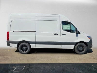 2026 Mercedes-Benz Sprinter Cargo 2500 Standard Roof I4 Diesel 144 RWD