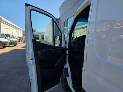 2026 Mercedes-Benz Sprinter 2500 Standard Roof I4 Diesel 144 RWD