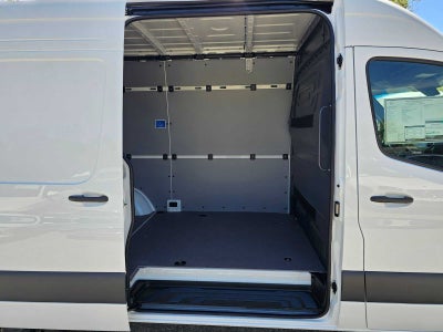 2026 Mercedes-Benz Sprinter 2500 Standard Roof I4 Diesel 144 RWD