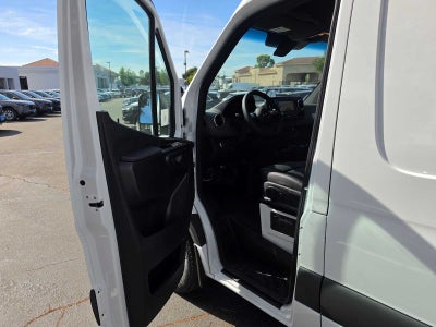 2026 Mercedes-Benz Sprinter Cargo 2500 Standard Roof I4 Diesel 144 RWD