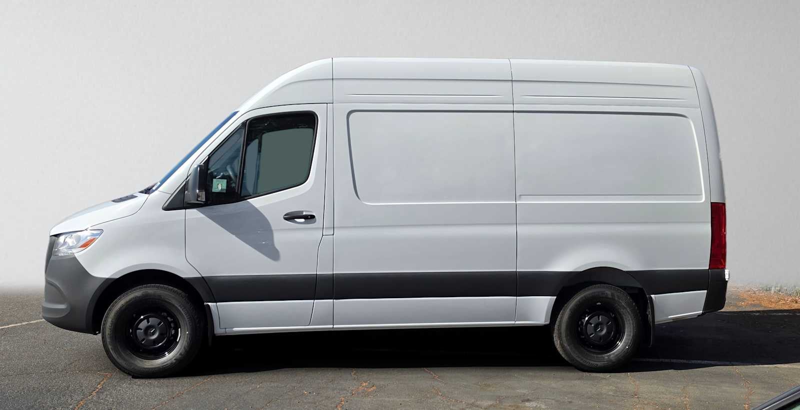 2026 Mercedes-Benz Sprinter Cargo 2500 Standard Roof I4 Diesel 144 RWD