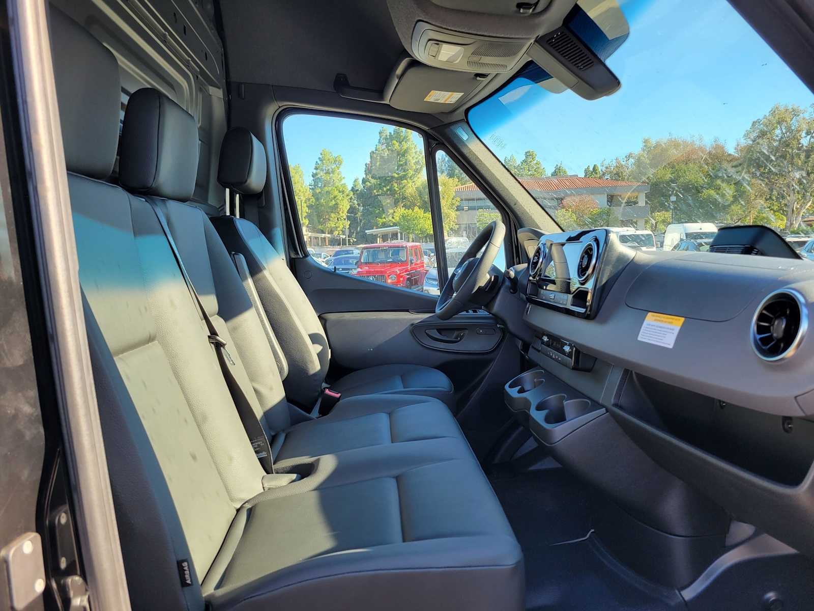 2026 Mercedes-Benz Sprinter Cargo 2500 Standard Roof I4 Diesel 144 RWD