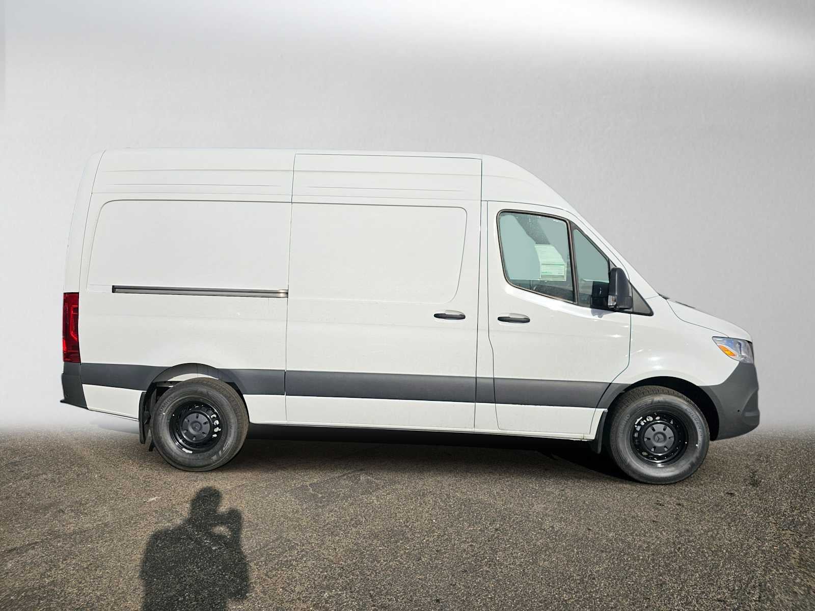 2026 Mercedes-Benz Sprinter Cargo 2500 Standard Roof I4 Diesel 144 RWD