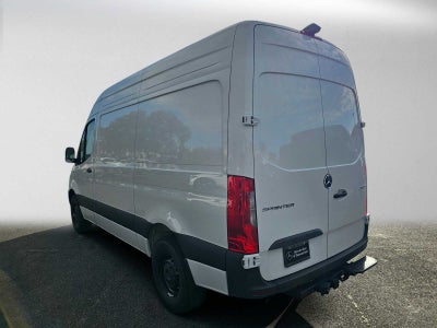 2026 Mercedes-Benz Sprinter Cargo 2500 Standard Roof I4 Diesel 144 RWD