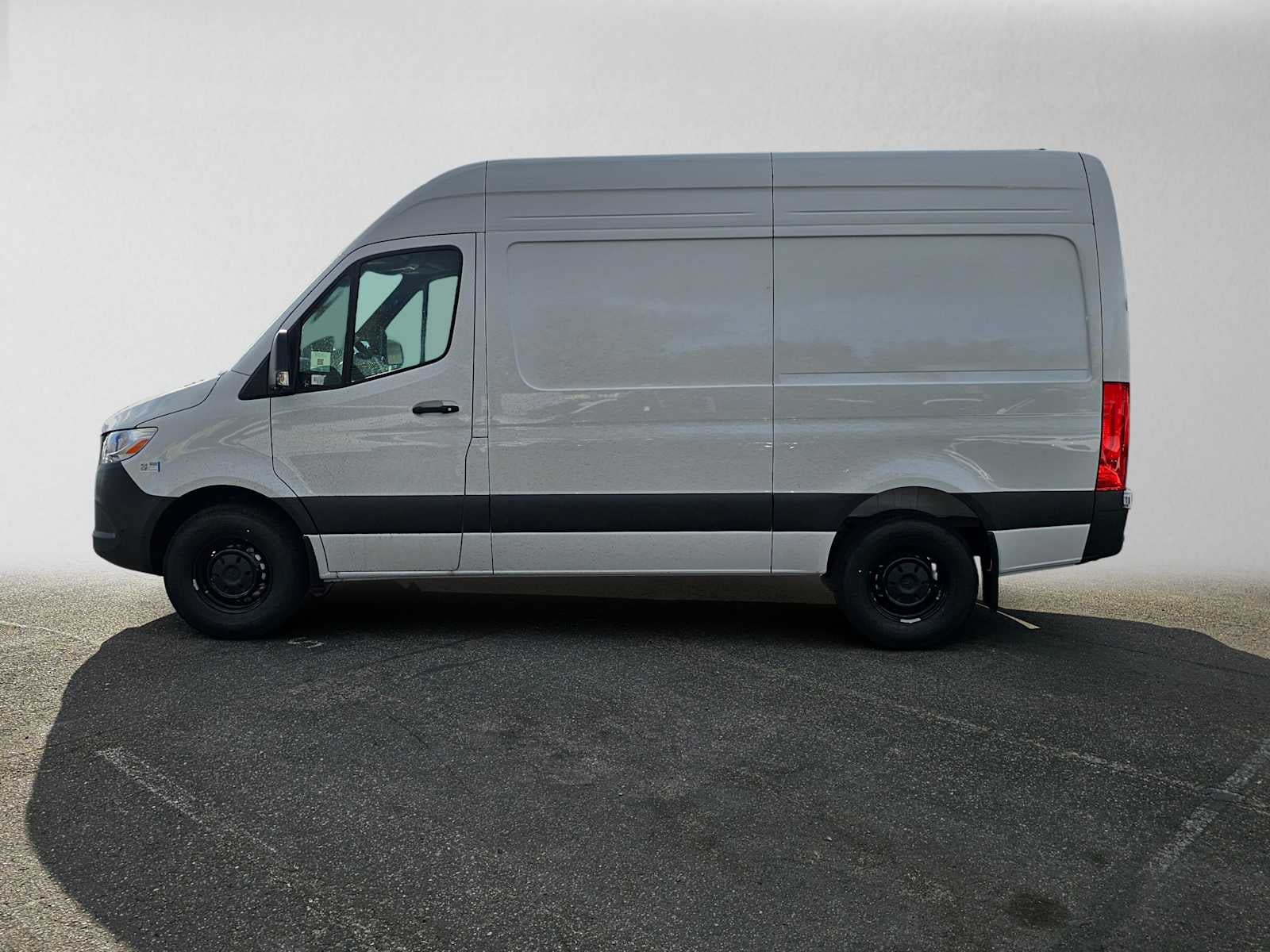 2026 Mercedes-Benz Sprinter Cargo 2500 Standard Roof I4 Diesel 144 RWD