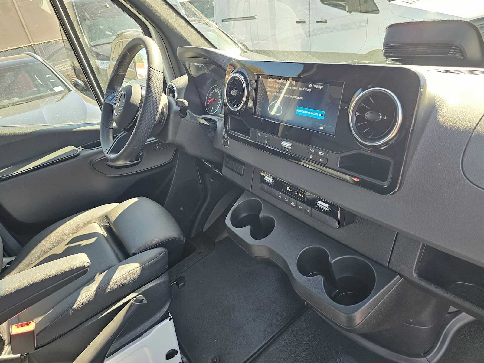 2026 Mercedes-Benz Sprinter 2500 Standard Roof I4 Diesel 144 RWD