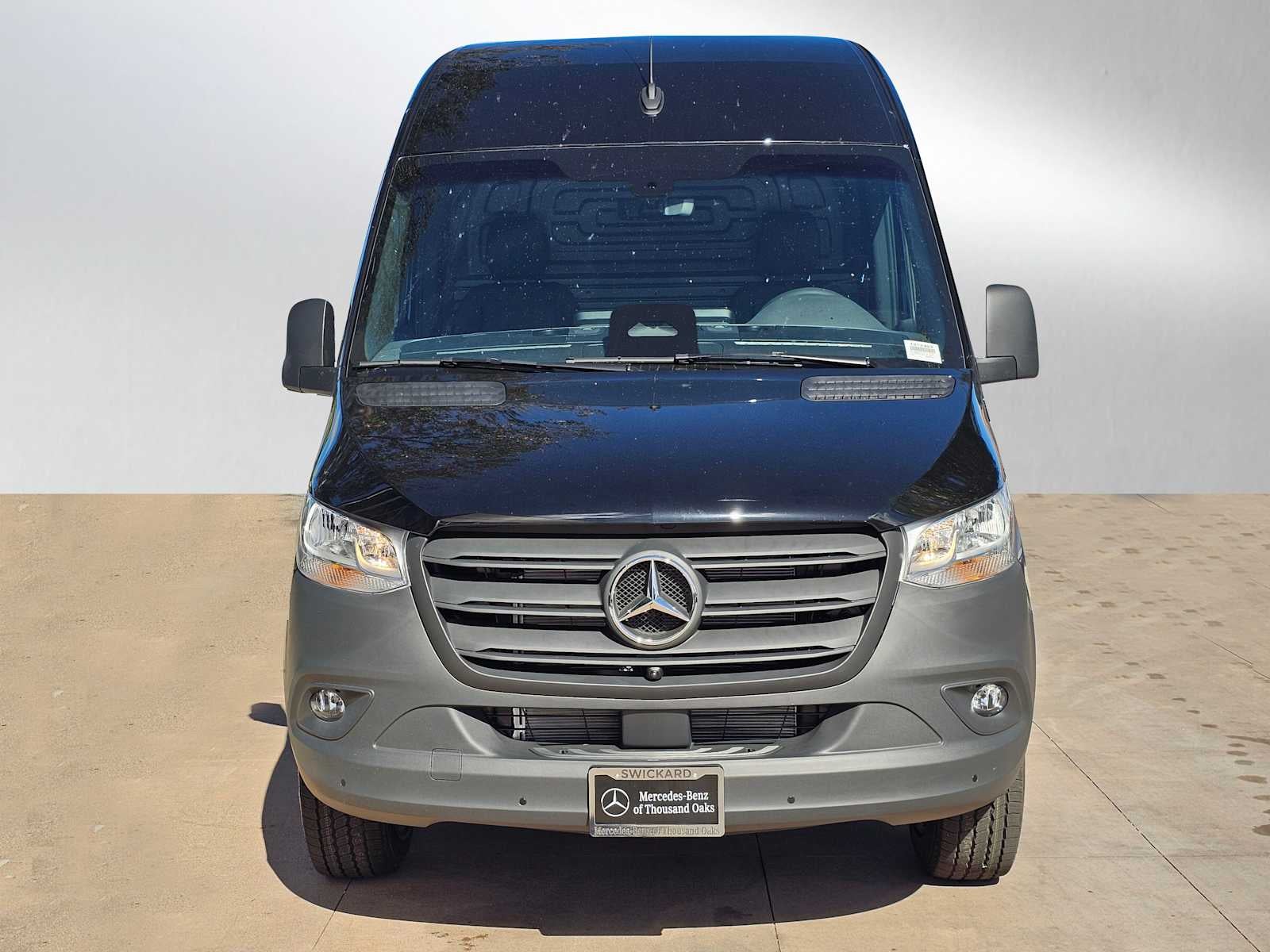 2026 Mercedes-Benz Sprinter 2500 Standard Roof I4 Diesel 144 RWD