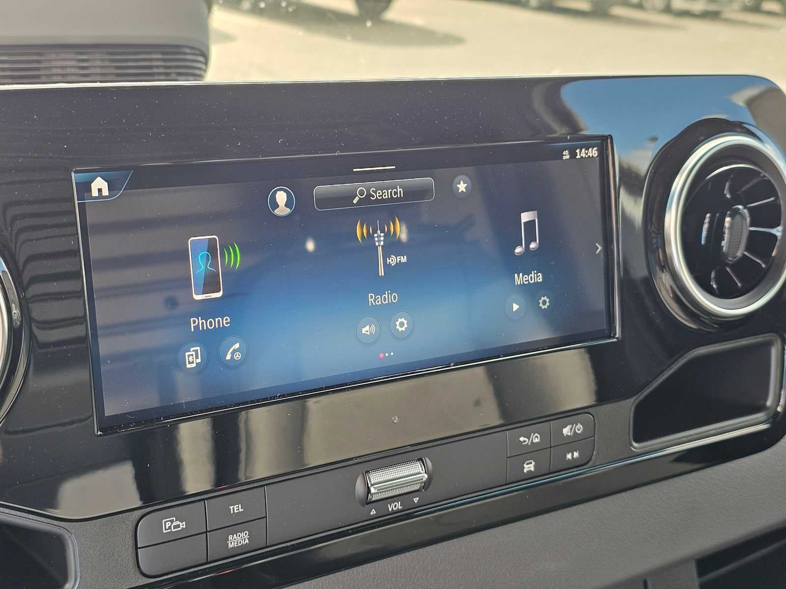 2025 Mercedes-Benz Sprinter Cargo Van 2500 Standard Roof I4 Diesel 144" RWD