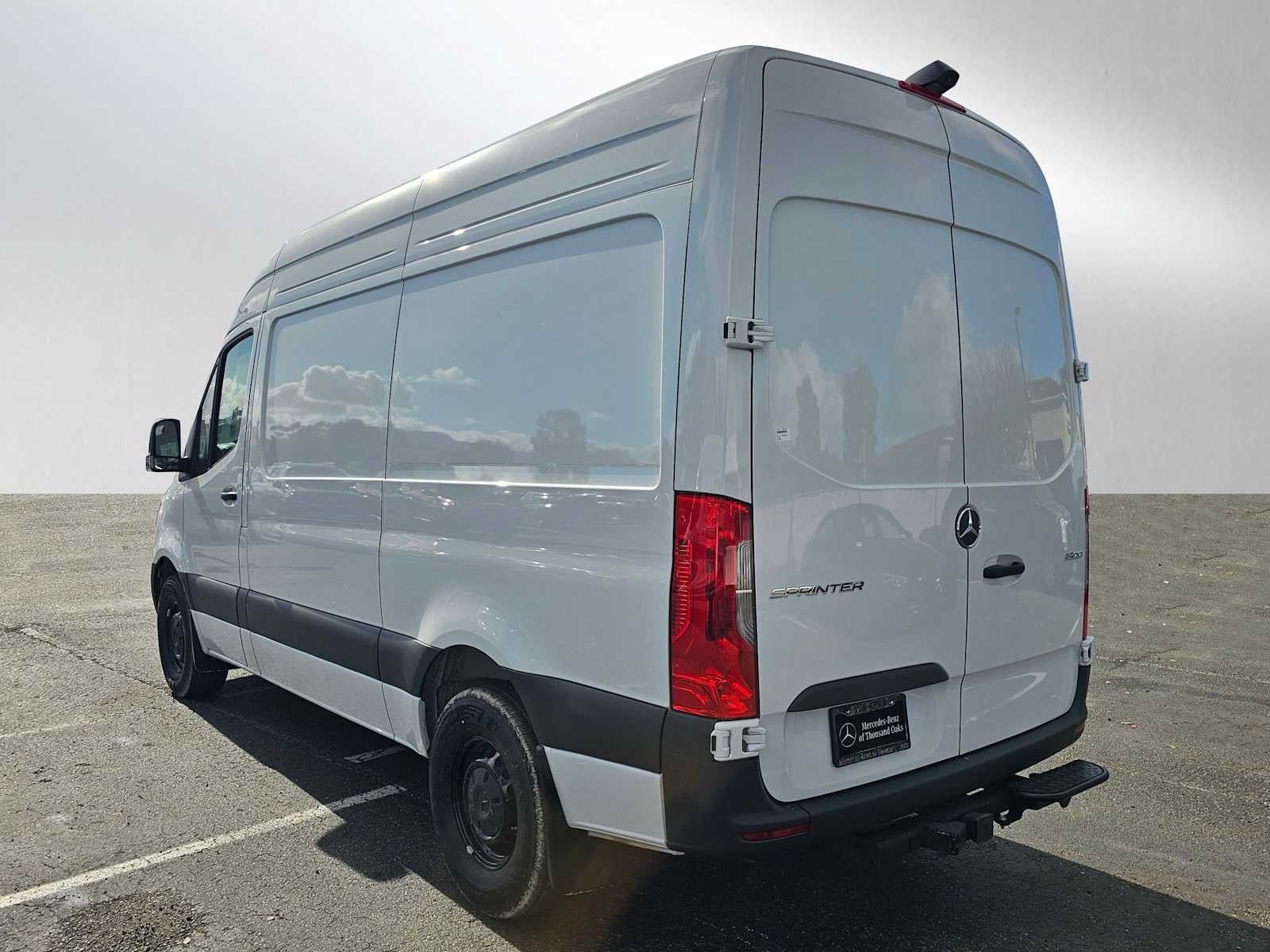 2025 Mercedes-Benz Sprinter Cargo Van 2500 Standard Roof I4 Diesel 144" RWD
