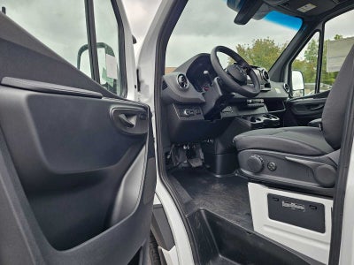 2026 Mercedes-Benz Sprinter 2500 Standard Roof I4 Diesel 144 RWD