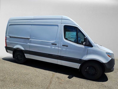 2026 Mercedes-Benz Sprinter 2500 Standard Roof I4 Diesel 144 RWD