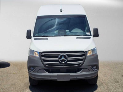 2026 Mercedes-Benz Sprinter 2500 Standard Roof I4 Diesel 144 RWD