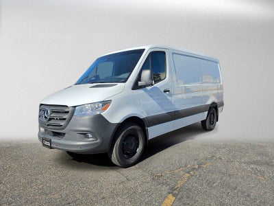 2026 Mercedes-Benz Sprinter 2500 Standard Roof I4 Diesel 144 RWD