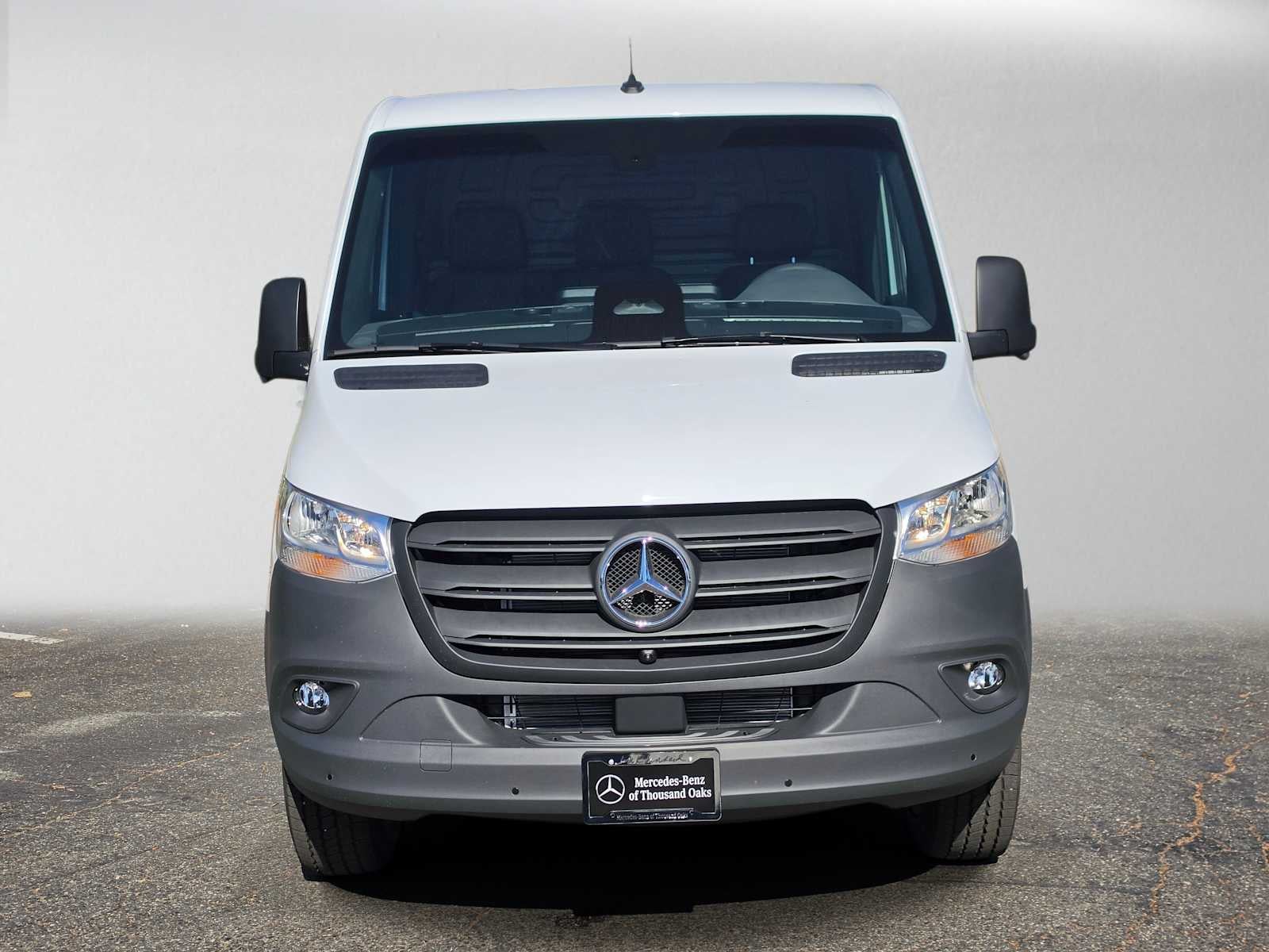 2026 Mercedes-Benz Sprinter 2500 Standard Roof I4 Diesel 144 RWD