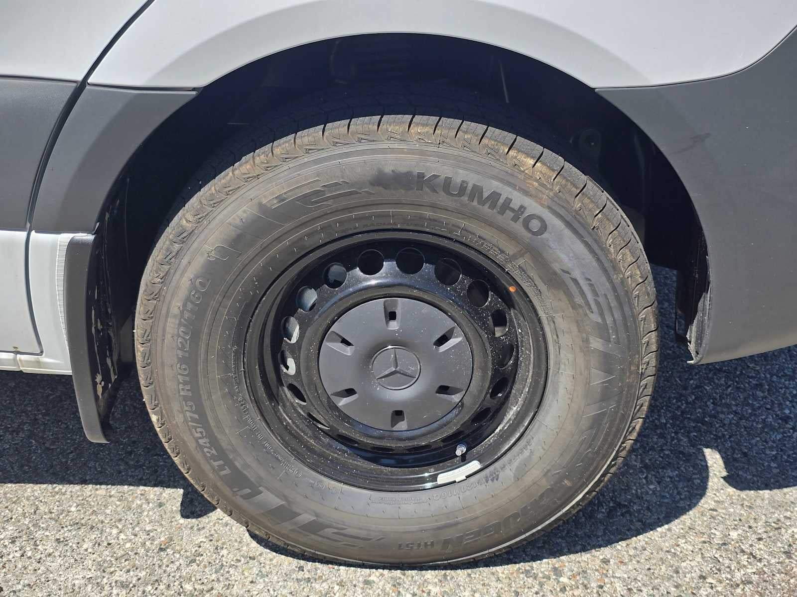 2025 Mercedes-Benz Sprinter Cargo Van 2500 Standard Roof I4 Diesel 144" RWD