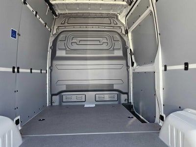 2026 Mercedes-Benz Sprinter 2500 Standard Roof I4 Diesel 144 RWD