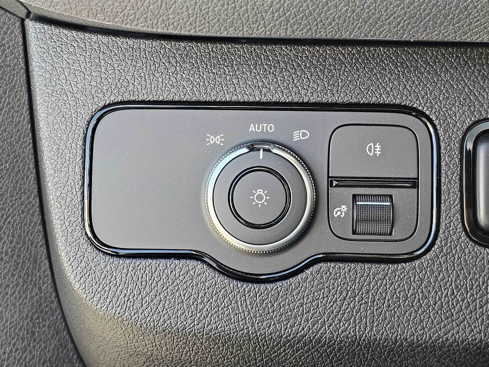 2026 Mercedes-Benz Sprinter 2500 Standard Roof I4 Diesel 144 RWD