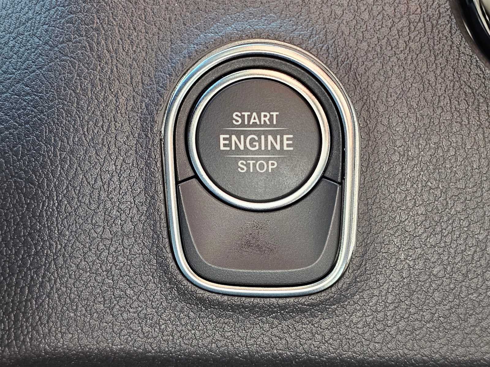 2026 Mercedes-Benz Sprinter 2500 Standard Roof I4 Diesel 144 RWD