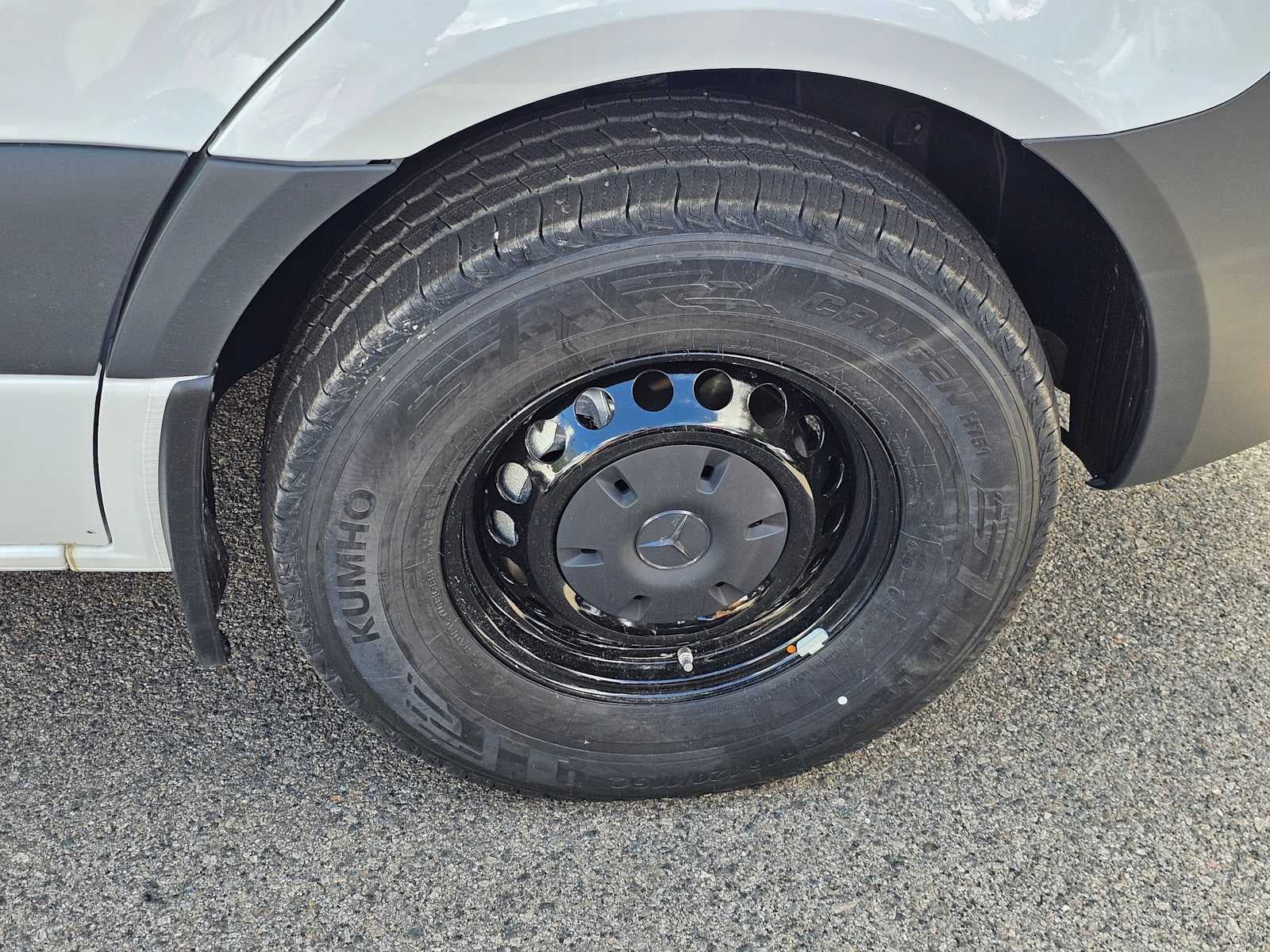 2026 Mercedes-Benz Sprinter 2500 Standard Roof I4 Diesel 144 RWD