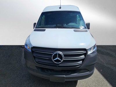 2026 Mercedes-Benz Sprinter 2500 Standard Roof I4 Diesel 144 RWD