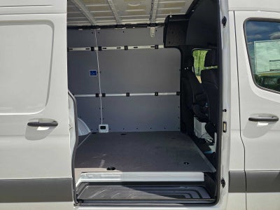 2026 Mercedes-Benz Sprinter 2500 Standard Roof I4 Diesel 144 RWD