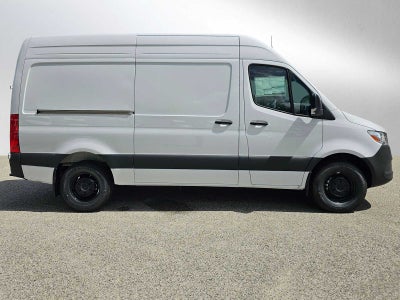 2026 Mercedes-Benz Sprinter 2500 Standard Roof I4 Diesel 144 RWD