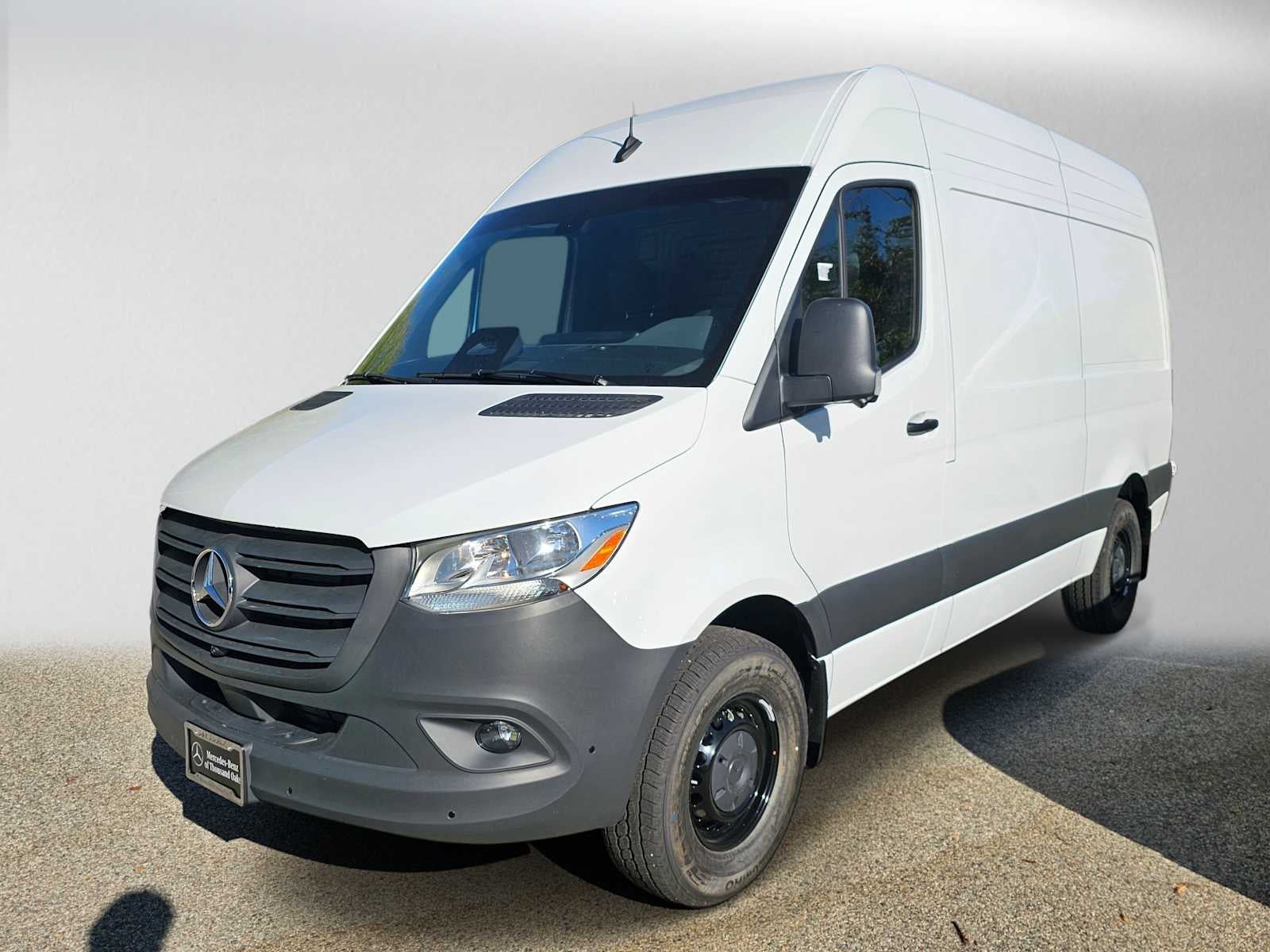 2026 Mercedes-Benz Sprinter 2500 Standard Roof I4 Diesel 144 RWD