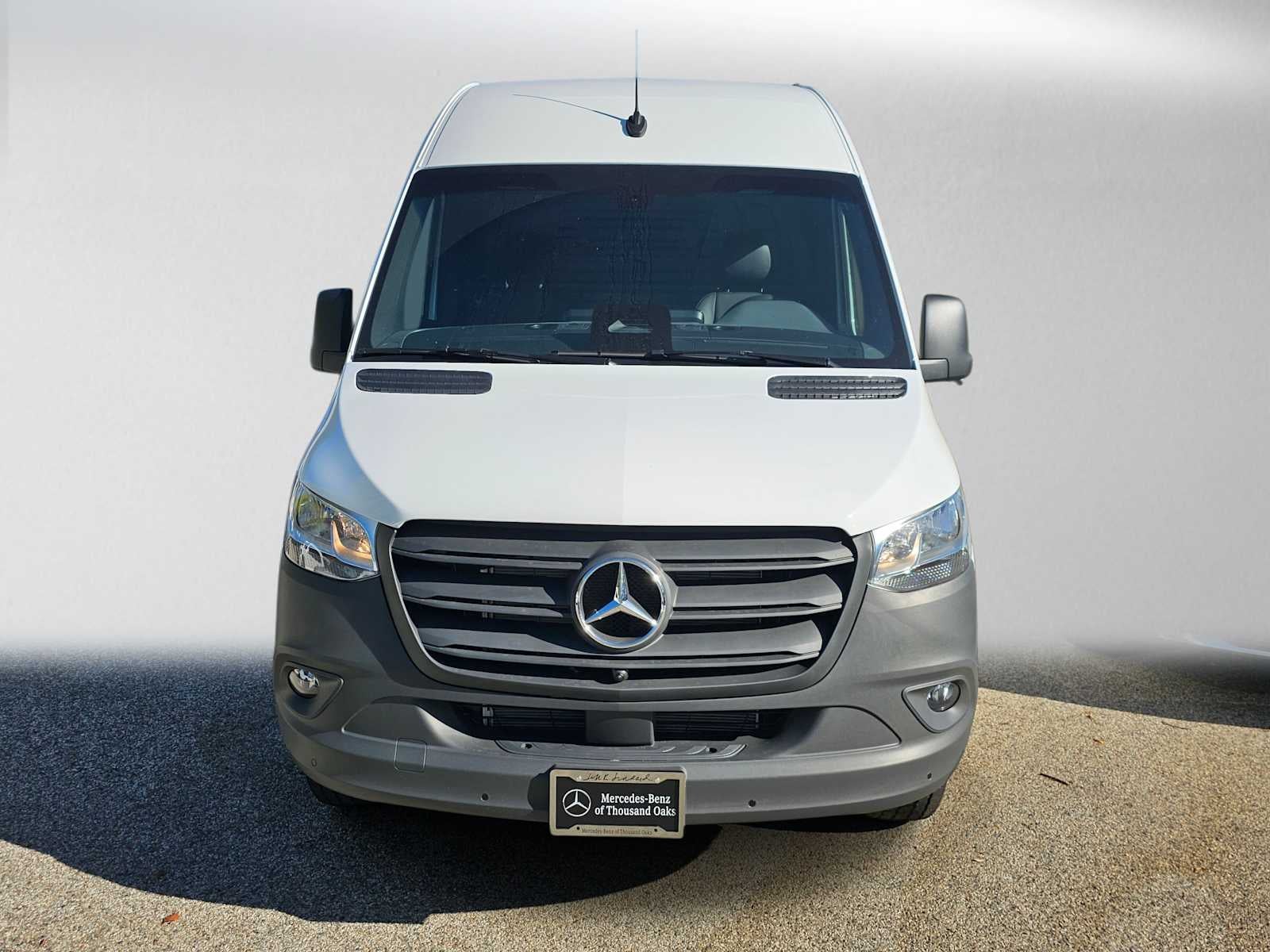 2026 Mercedes-Benz Sprinter 2500 Standard Roof I4 Diesel 144 RWD