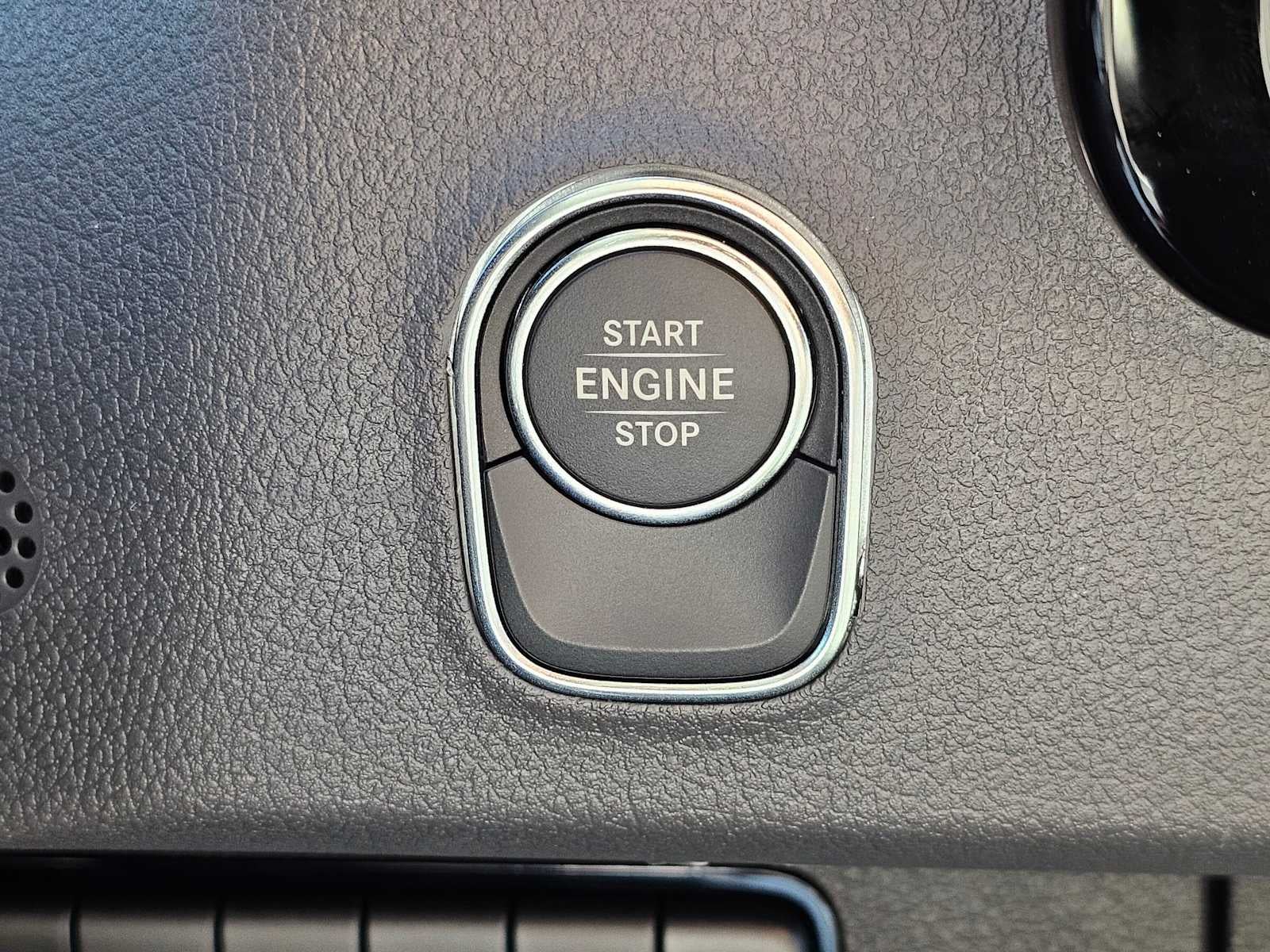 2026 Mercedes-Benz Sprinter Cargo 2500 Standard Roof I4 Diesel 144 RWD