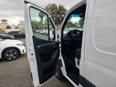 2026 Mercedes-Benz Sprinter Cargo 2500 Standard Roof I4 Diesel 144 RWD