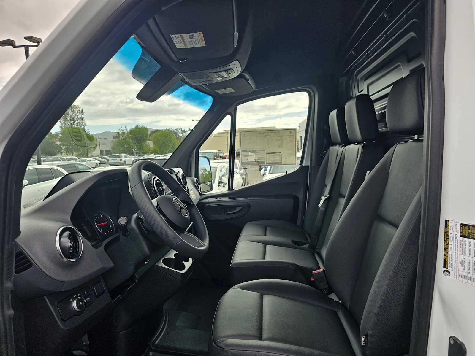 2026 Mercedes-Benz Sprinter Cargo 2500 Standard Roof I4 Diesel 144 RWD