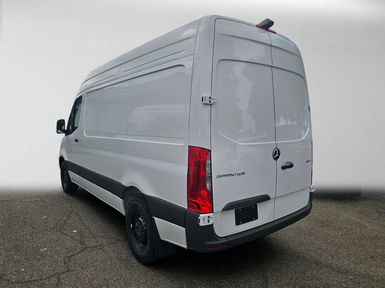 2026 Mercedes-Benz Sprinter Cargo 2500 Standard Roof I4 Diesel 144 RWD