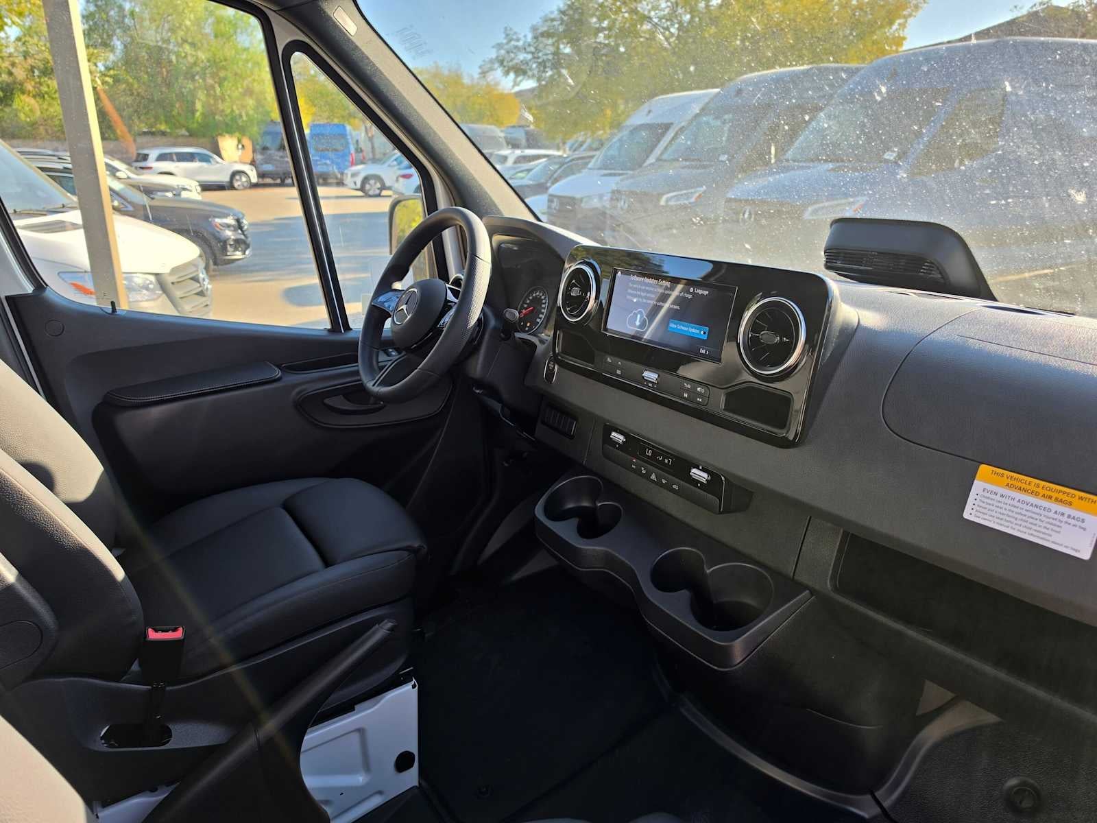 2026 Mercedes-Benz Sprinter Cargo 2500 Standard Roof I4 Diesel 144 RWD