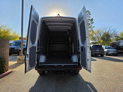 2026 Mercedes-Benz Sprinter Cargo 2500 Standard Roof I4 Diesel 144 RWD