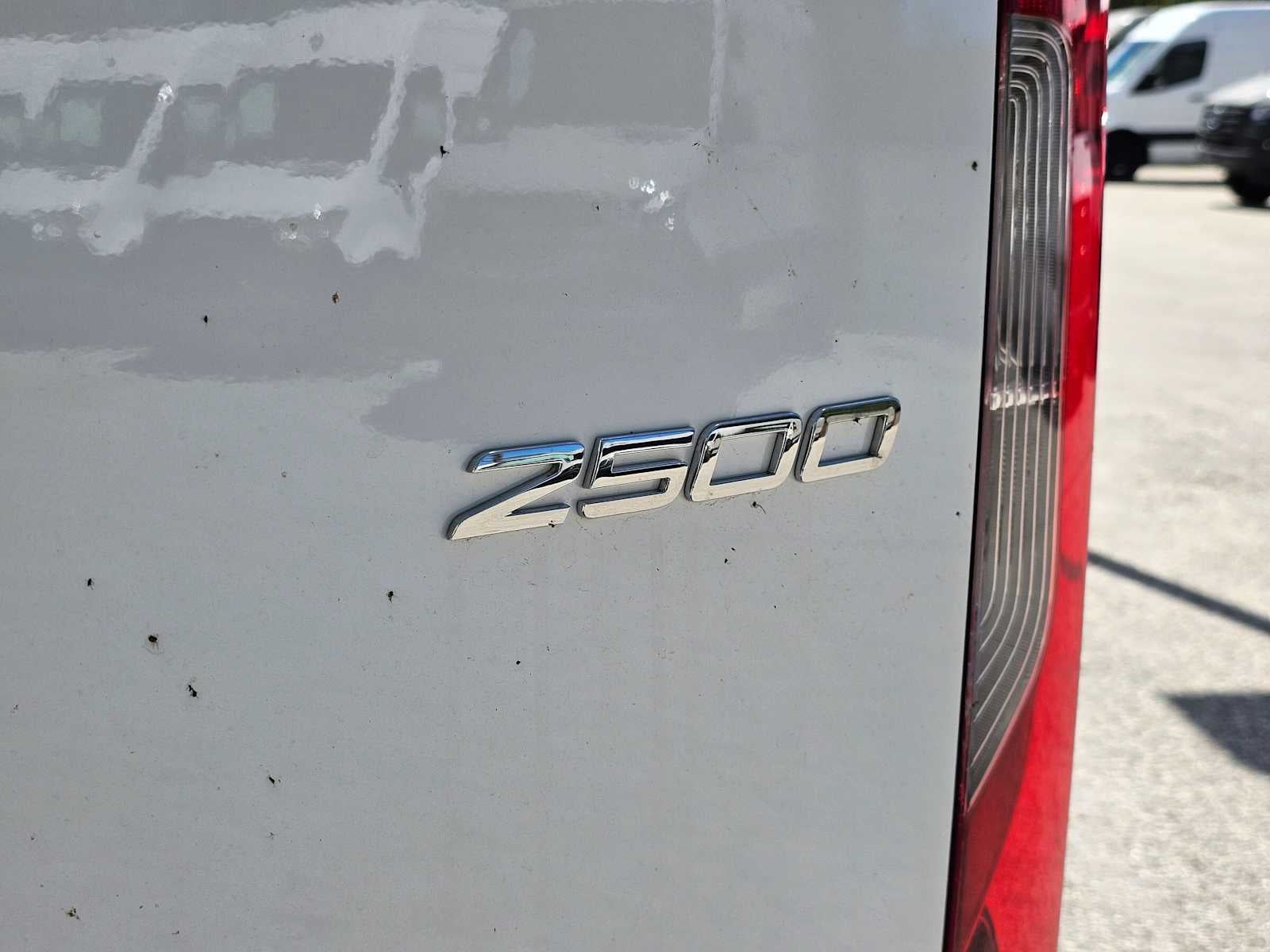 2026 Mercedes-Benz Sprinter 2500 Standard Roof I4 Diesel 144 RWD