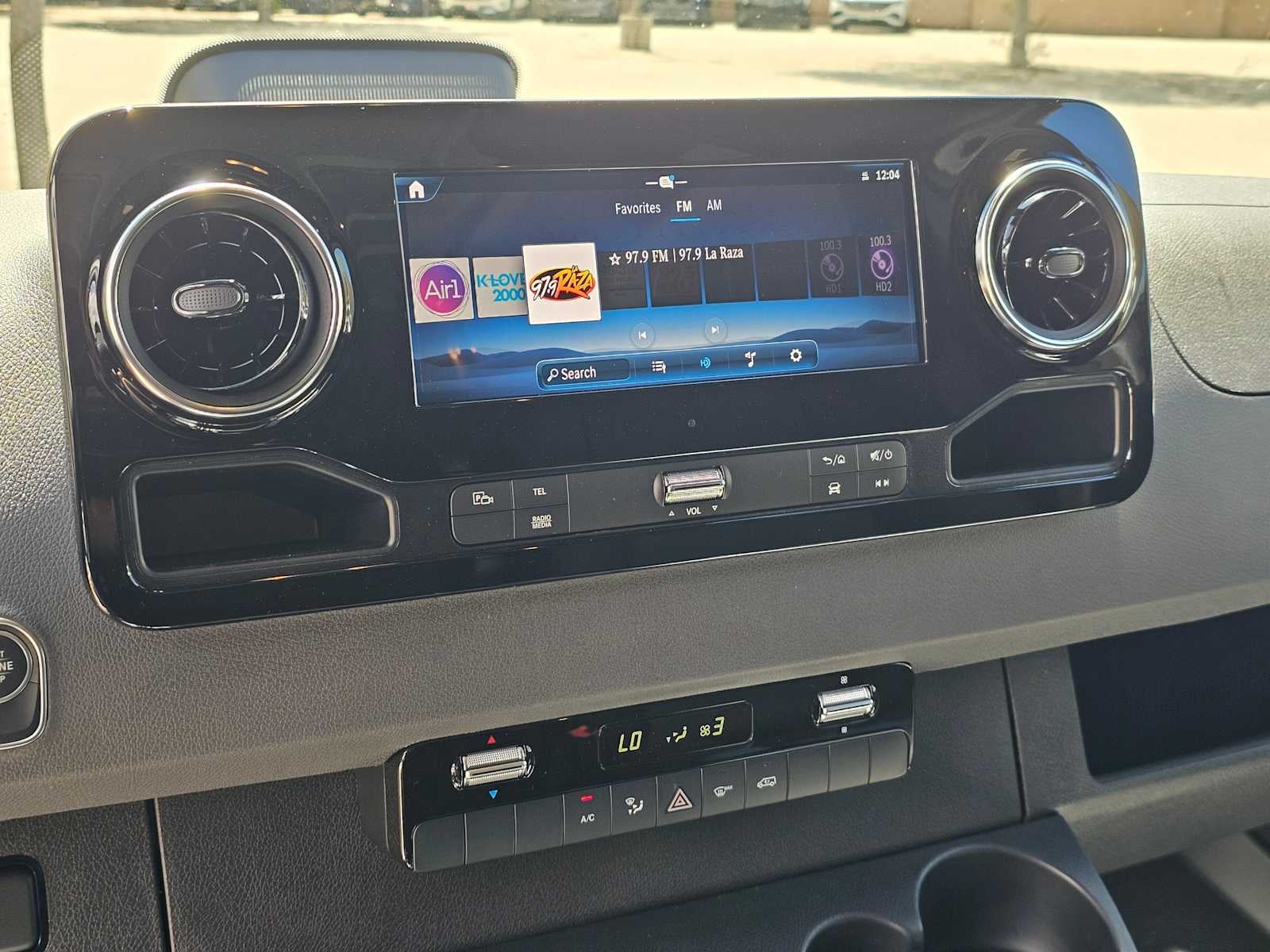 2026 Mercedes-Benz Sprinter 2500 Standard Roof I4 Diesel 144 RWD