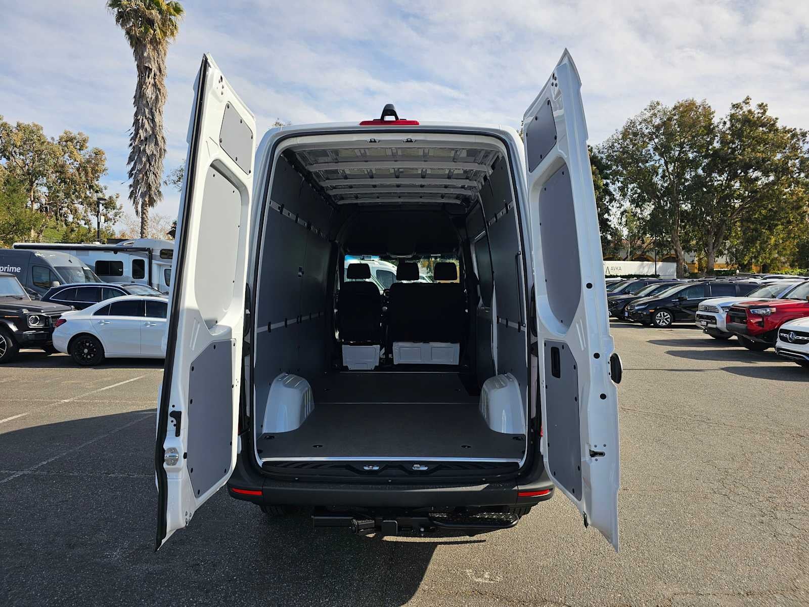 2026 Mercedes-Benz Sprinter 2500 Standard Roof I4 Diesel 144" RWD