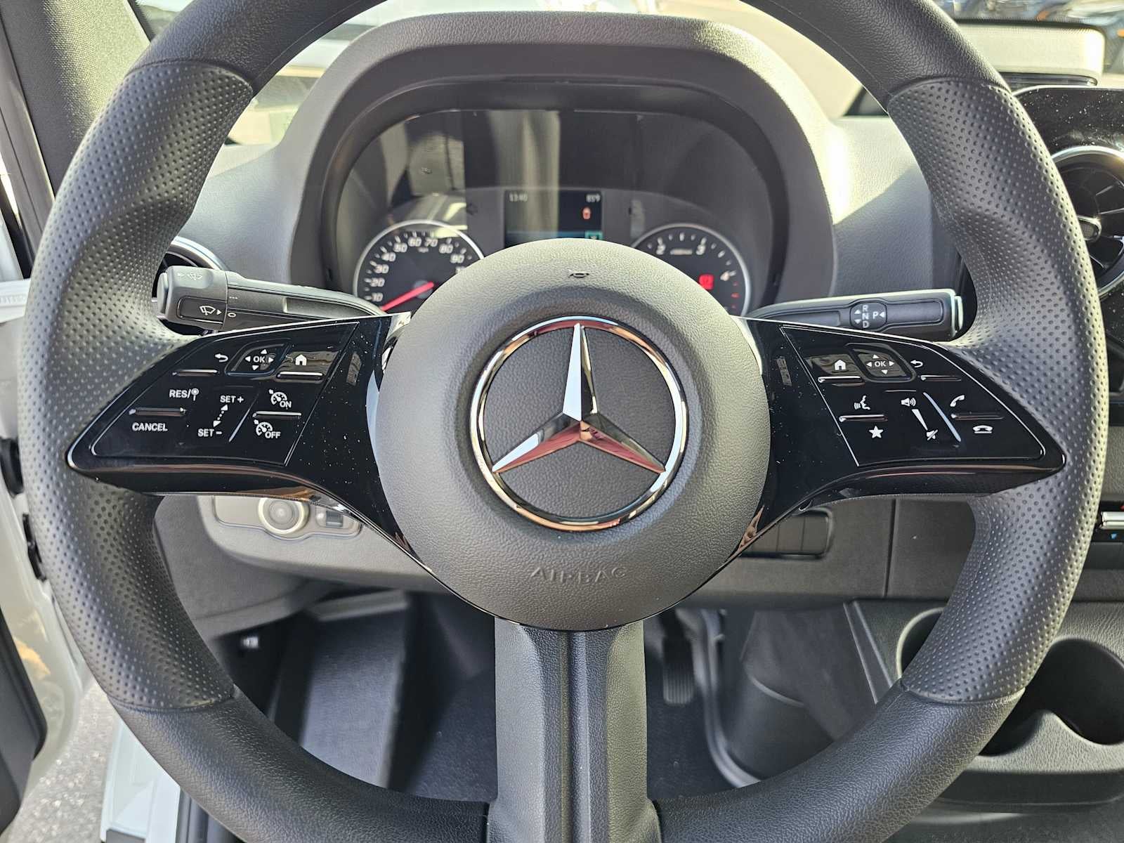 2026 Mercedes-Benz Sprinter 2500 Standard Roof I4 Diesel 144" RWD