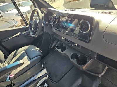 2026 Mercedes-Benz Sprinter Cargo 2500 Standard Roof I4 Diesel 144 RWD