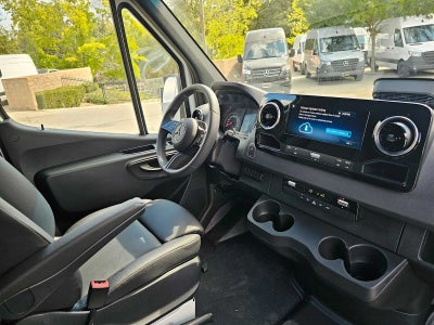 2025 Mercedes-Benz Sprinter Cargo Van 2500 Standard Roof I4 Diesel 144" RWD