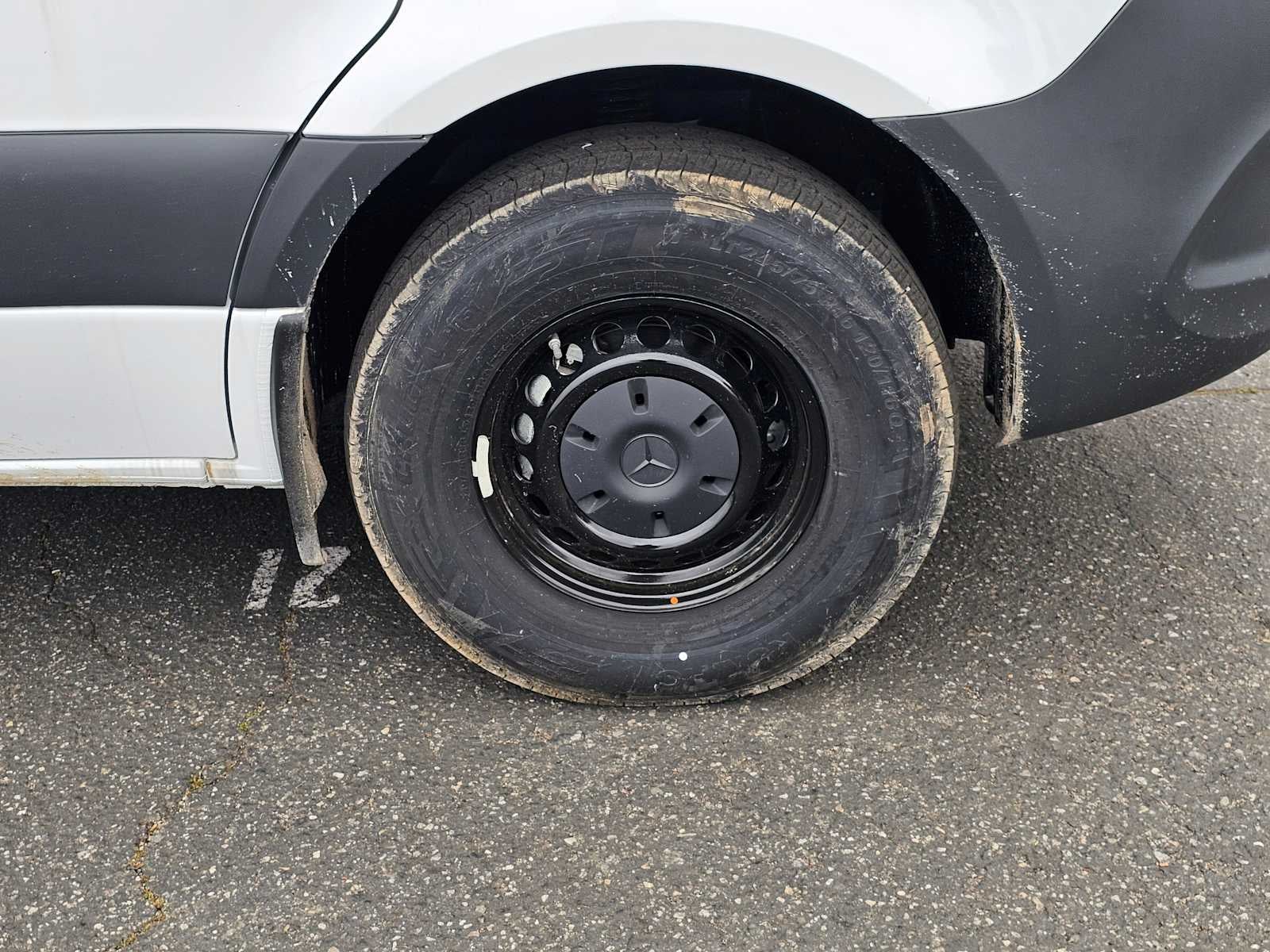 2025 Mercedes-Benz Sprinter Cargo Van 2500 Standard Roof I4 Diesel 144" RWD