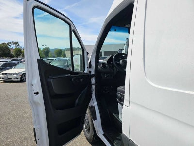 2026 Mercedes-Benz Sprinter 2500 Standard Roof I4 Diesel 144 RWD