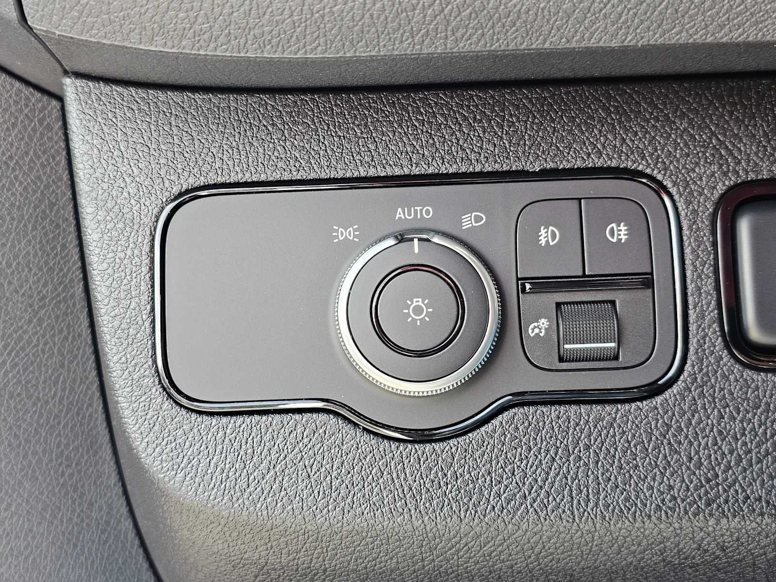 2026 Mercedes-Benz Sprinter 2500 Standard Roof I4 Diesel 144 RWD