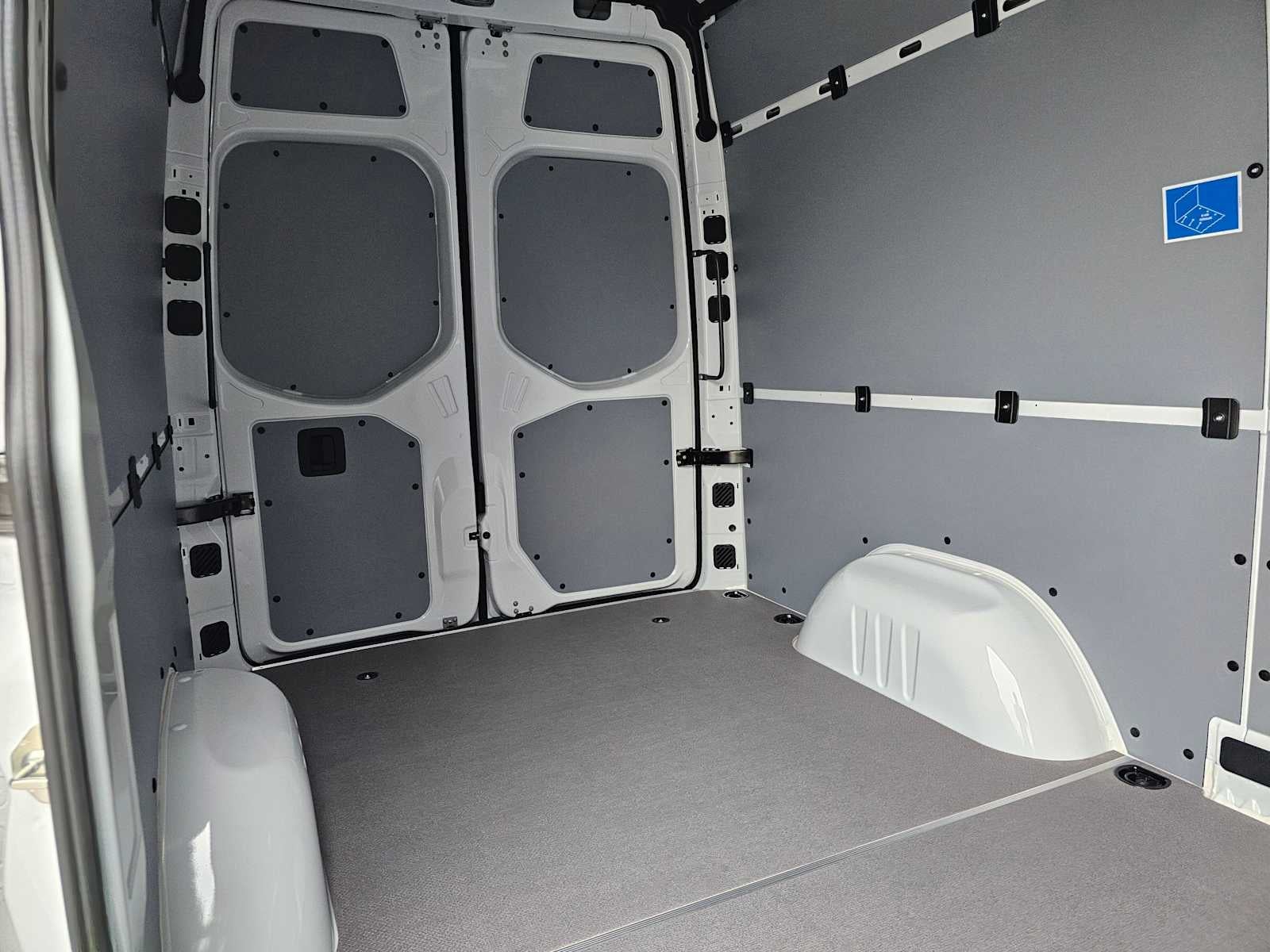 2026 Mercedes-Benz Sprinter 2500 Standard Roof I4 Diesel 144 RWD