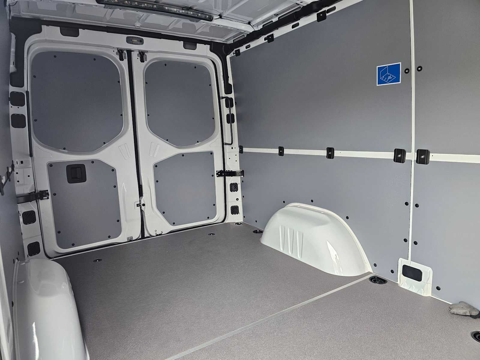2026 Mercedes-Benz Sprinter 2500 Standard Roof I4 Diesel 144 RWD