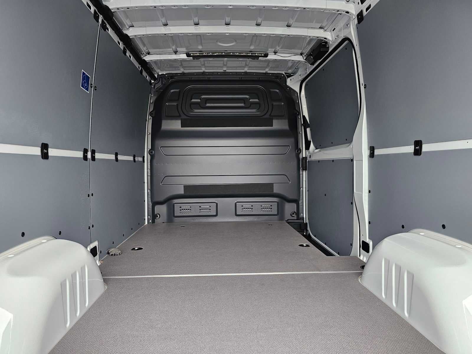 2026 Mercedes-Benz Sprinter 2500 Standard Roof I4 Diesel 144 RWD