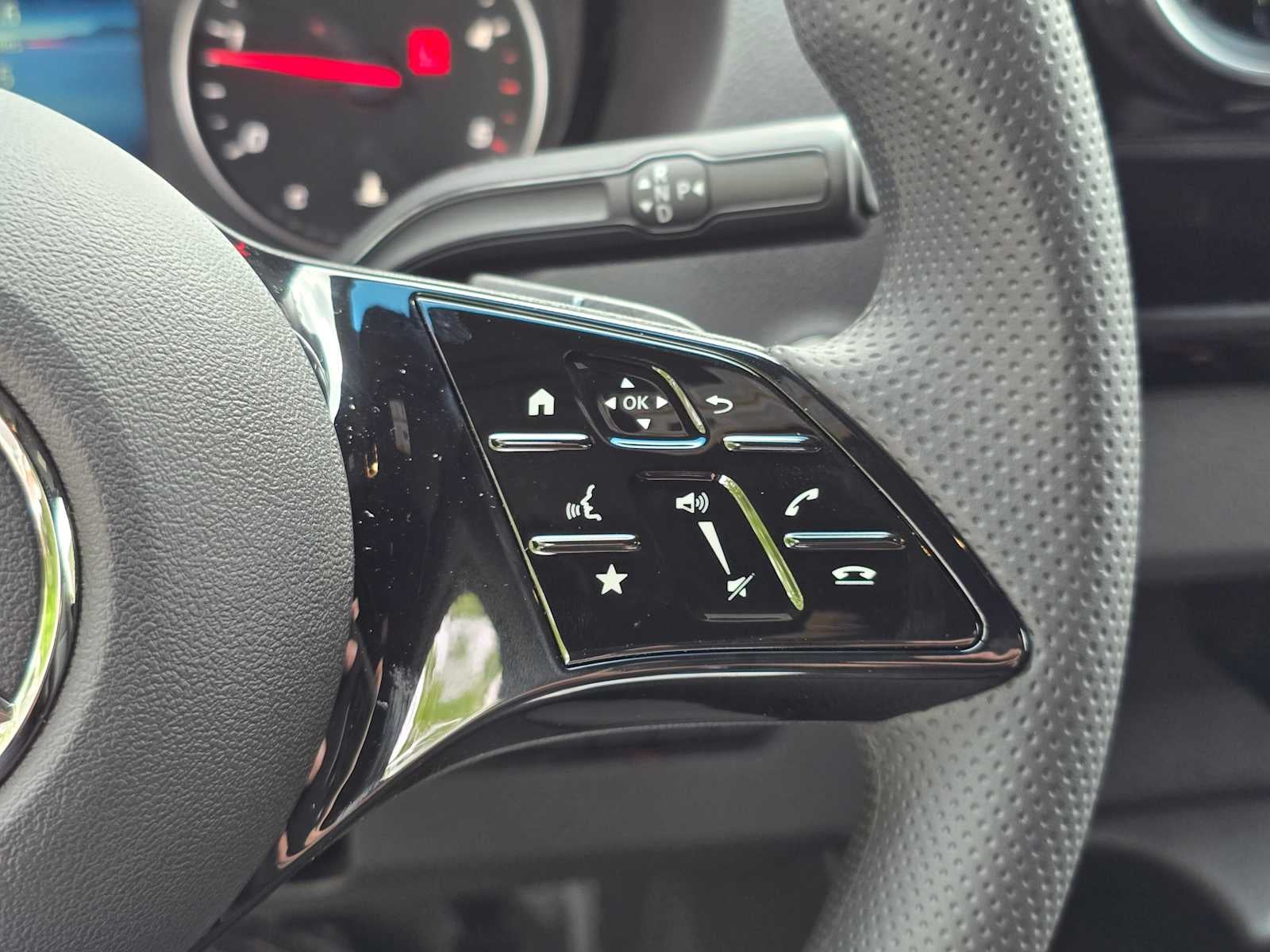 2025 Mercedes-Benz Sprinter Cargo Van 2500 Standard Roof I4 Diesel 144" RWD