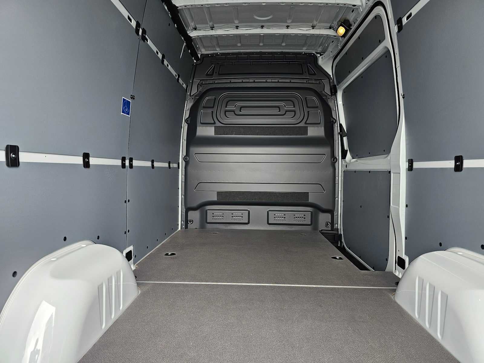 2026 Mercedes-Benz Sprinter 2500 Standard Roof I4 Diesel 144 RWD