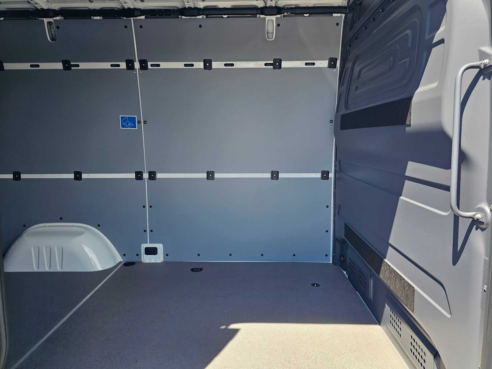 2026 Mercedes-Benz Sprinter Cargo 2500 Standard Roof I4 Diesel 144 RWD