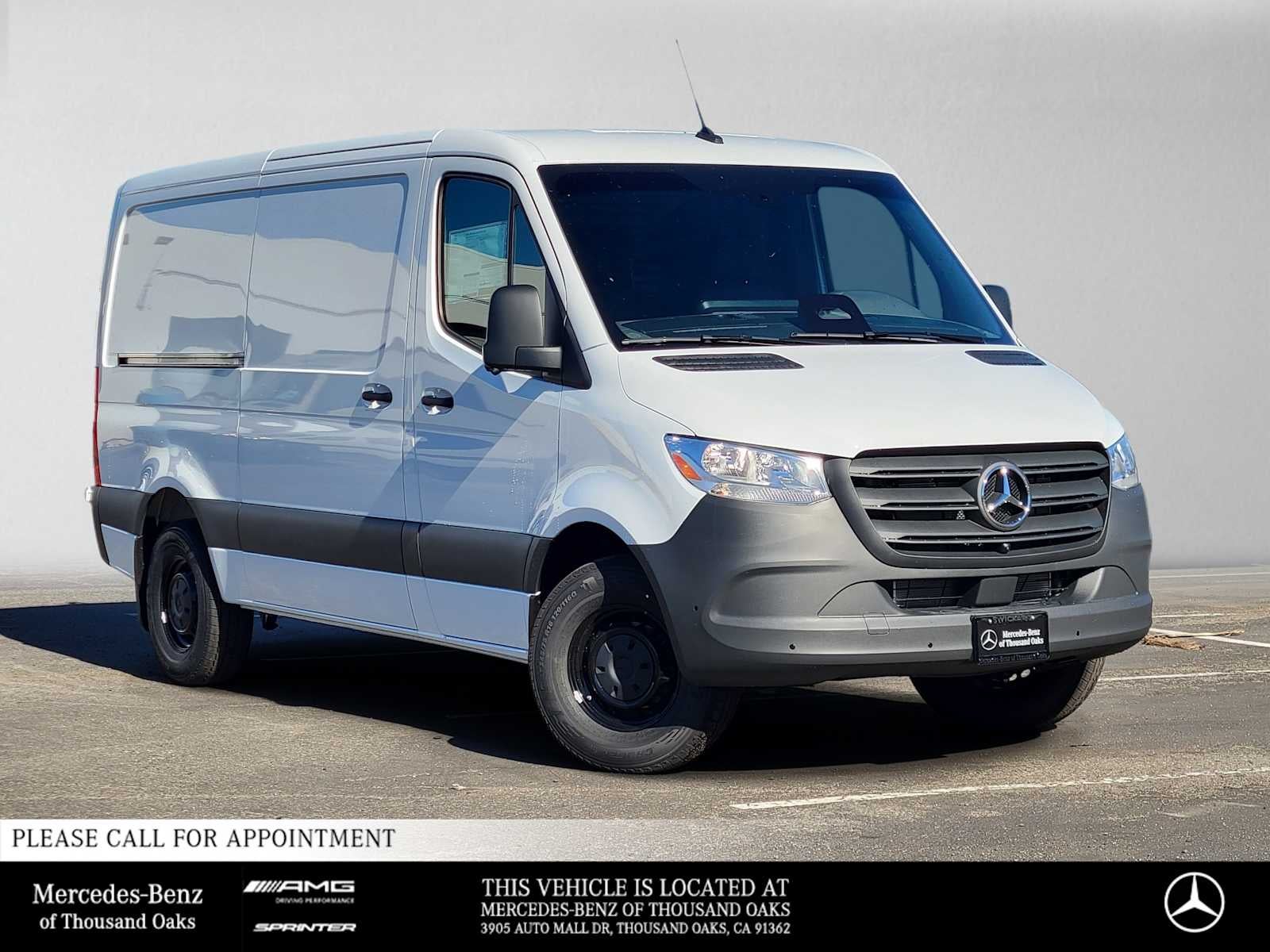 2026 Mercedes-Benz Sprinter Cargo 2500 Standard Roof I4 Diesel 144 RWD